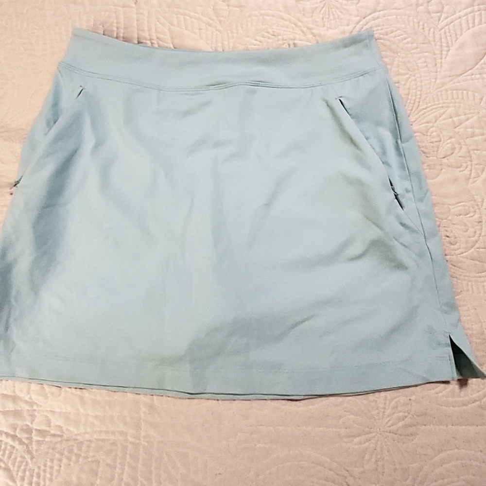 Tommy Bahama Islandzone Skort With Two zippered Front Pockets